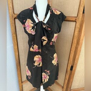 Betsy Johnson black label 100% silk floral dress